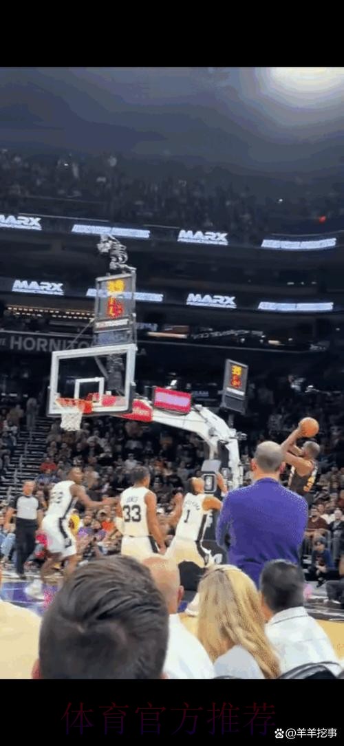 依旧无解！杜兰特反击后仰跳投打成2+1
